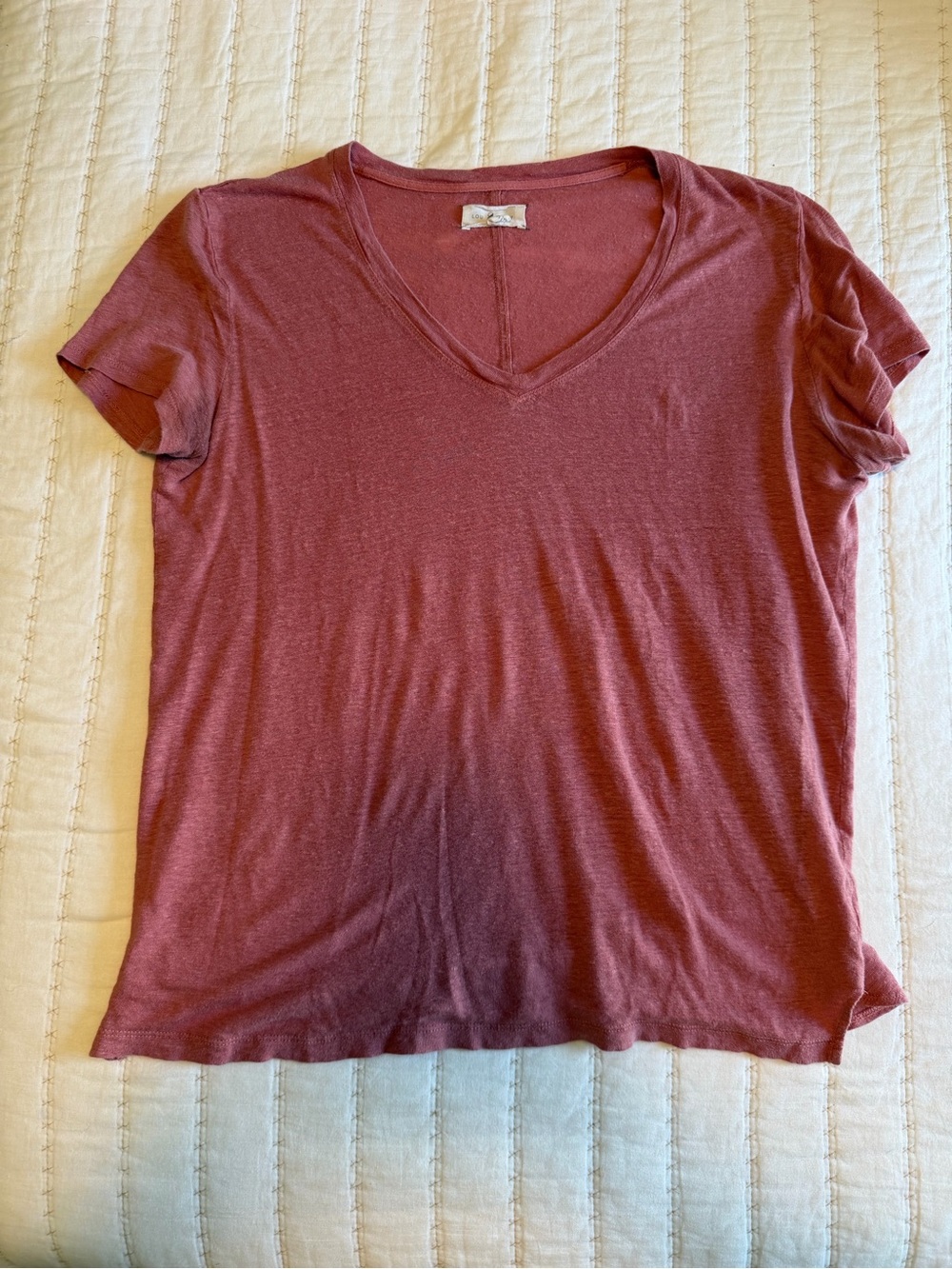 Women’s 100% Linen Short-Sleeve V-Neck Tee in Dusty Rose